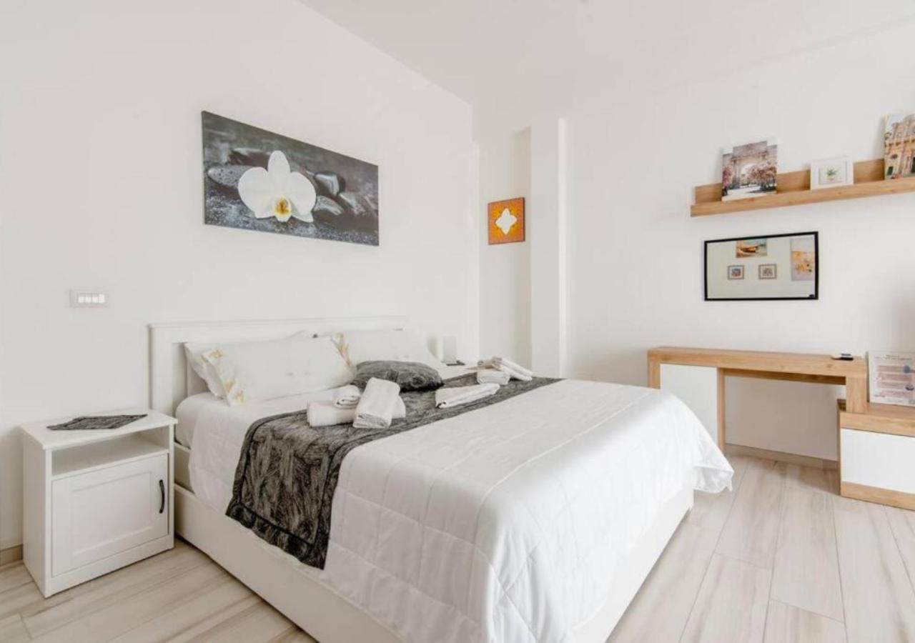 Il Barone Rosso B&B Lecce Esterno foto