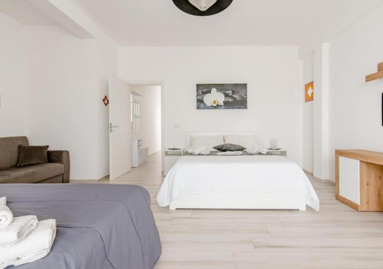Il Barone Rosso B&B Lecce Esterno foto
