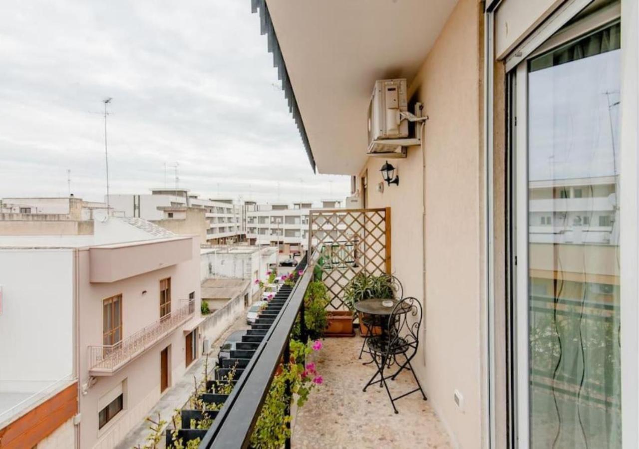 Il Barone Rosso B&B Lecce Esterno foto